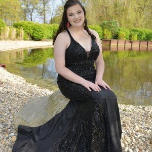 Ellie Wilde EW120073